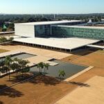 Edifício do Supremo Tribunal Federal em Brasília, representando julgamento de embargos de PMs condenados no 8 de janeiro.