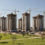 Complexo residencial Reserva do Parque em Brasília, com prédios de apartamentos em construção e áreas verdes, investimento de R$ 1 bilhão pelo GDF.