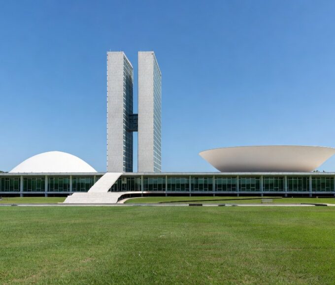 Edifício do Congresso Nacional em Brasília, simbolizando discussões legislativas sobre escalas de trabalho.