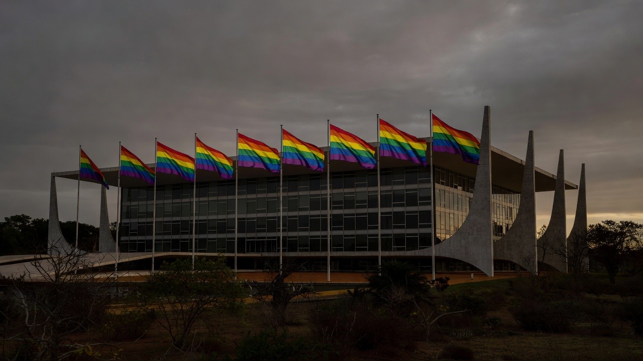 Plenário da CLDF em Brasília durante sessão de orgulho LGBTI+ sem medidas contra violência