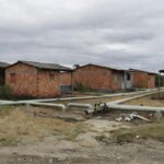 Conexões clandestinas de água regularizadas na Fercal pelo GDF e Caesb