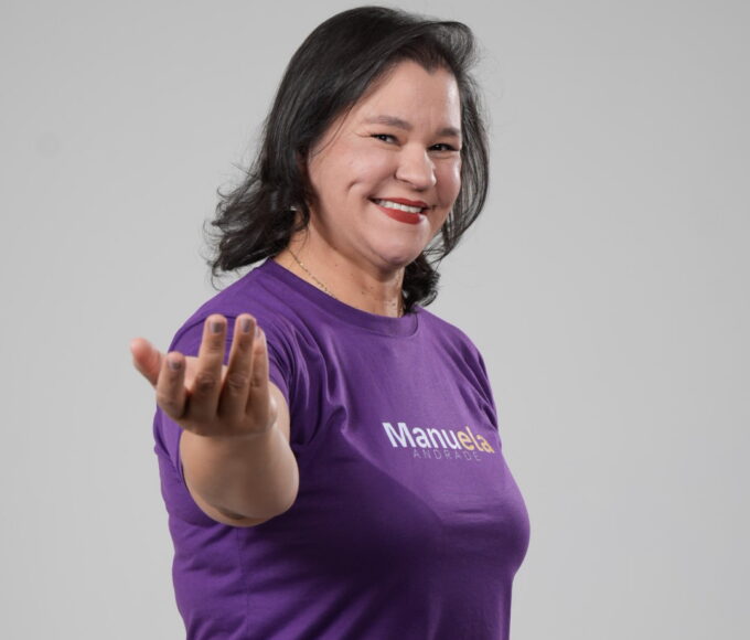 Manuela Andrade consolida favoritismo nas eleições distritais de 2026
